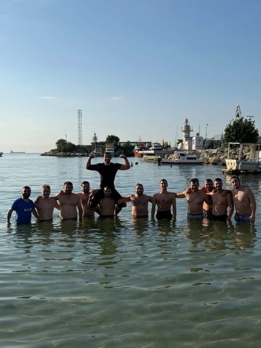 Denizde toplu fotoğraf